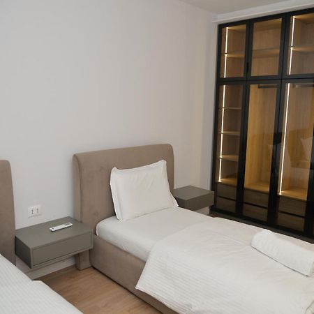 Hera Tirana Suite Deluxe Dış mekan fotoğraf